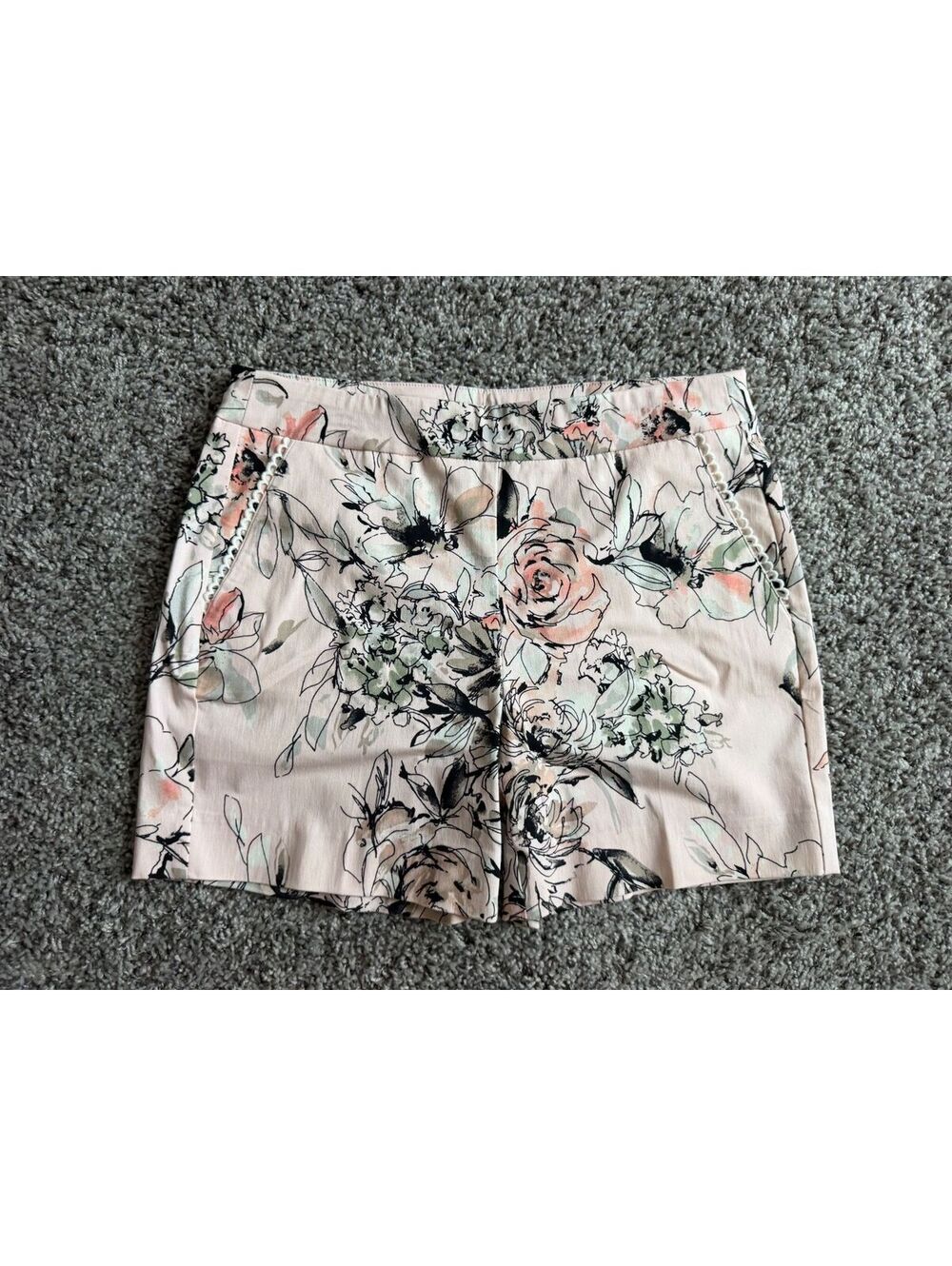 WHBM Pull On Trim Slash Pockets Floral Stretch Shorts Women's Size 2